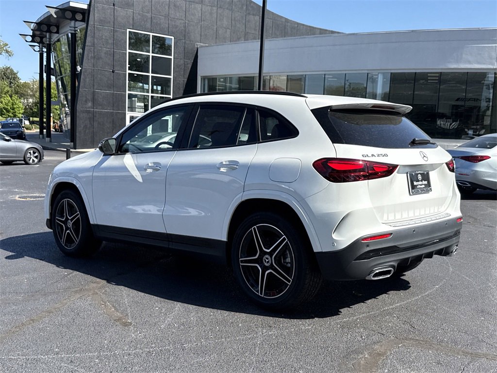 New 2025 Mercedes-Benz GLA 250 image 3