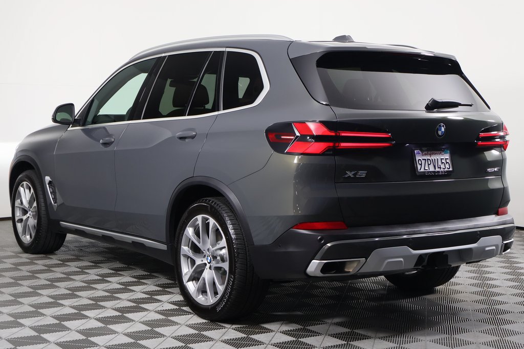 Certified 2026 BMW X5 sDrive40i w/ Climate Comfort Package RWD image 6