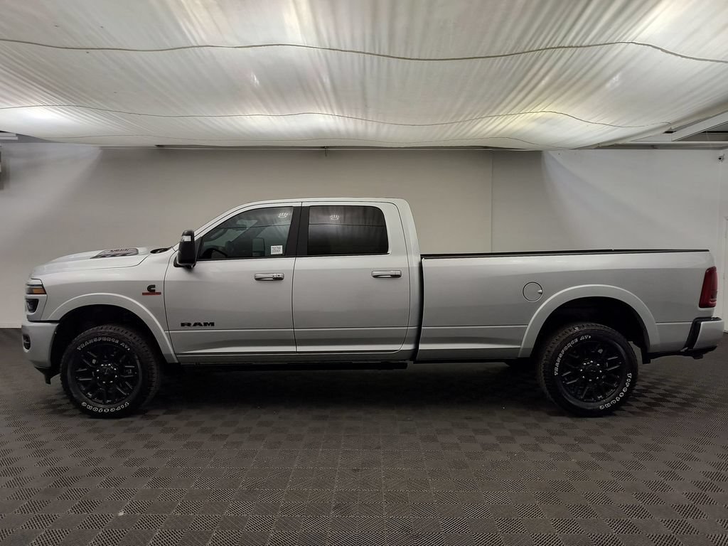 Used 2026 RAM 3500 Limited AWD/4WD image 2