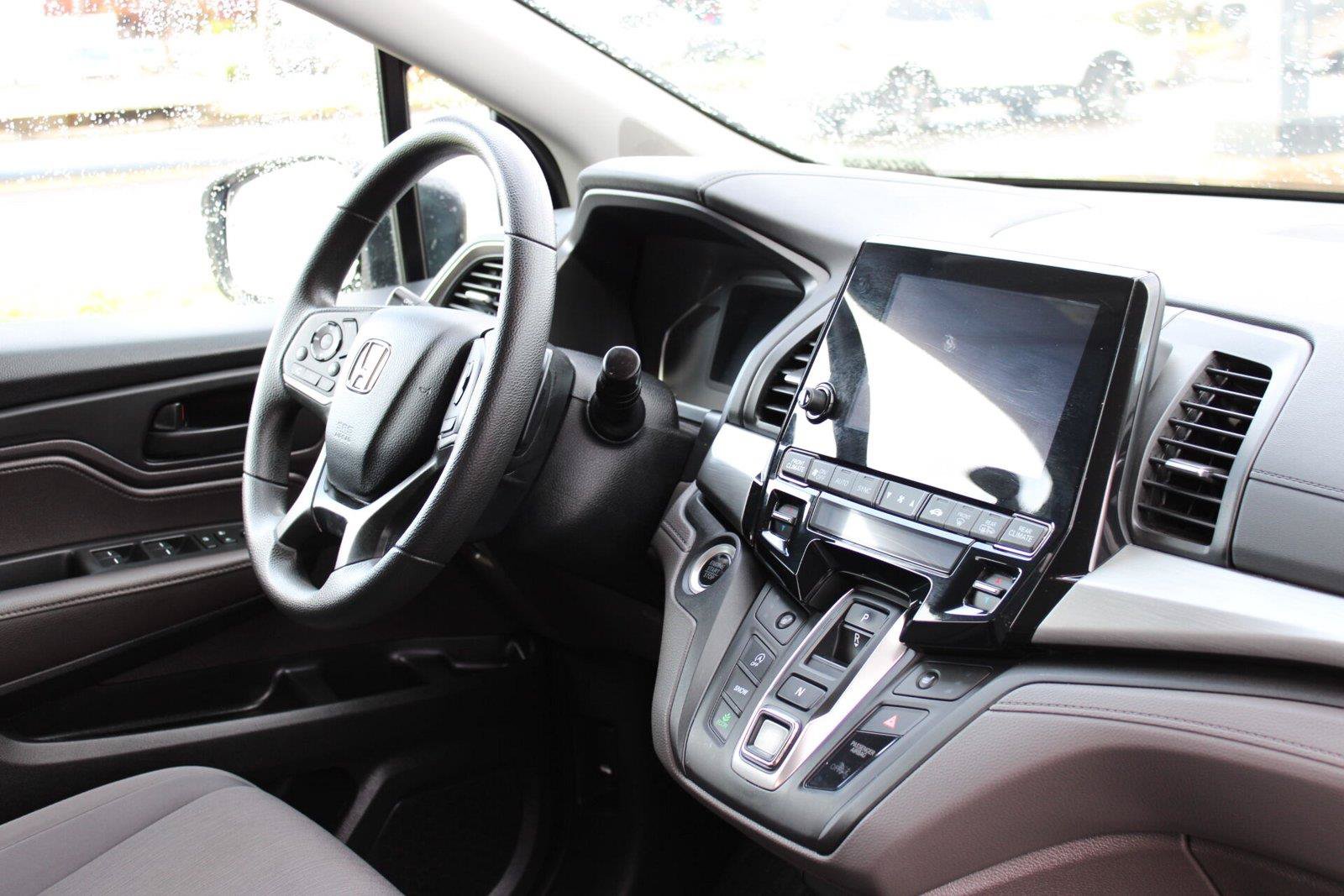 Used 2021 Honda Odyssey EX image 11