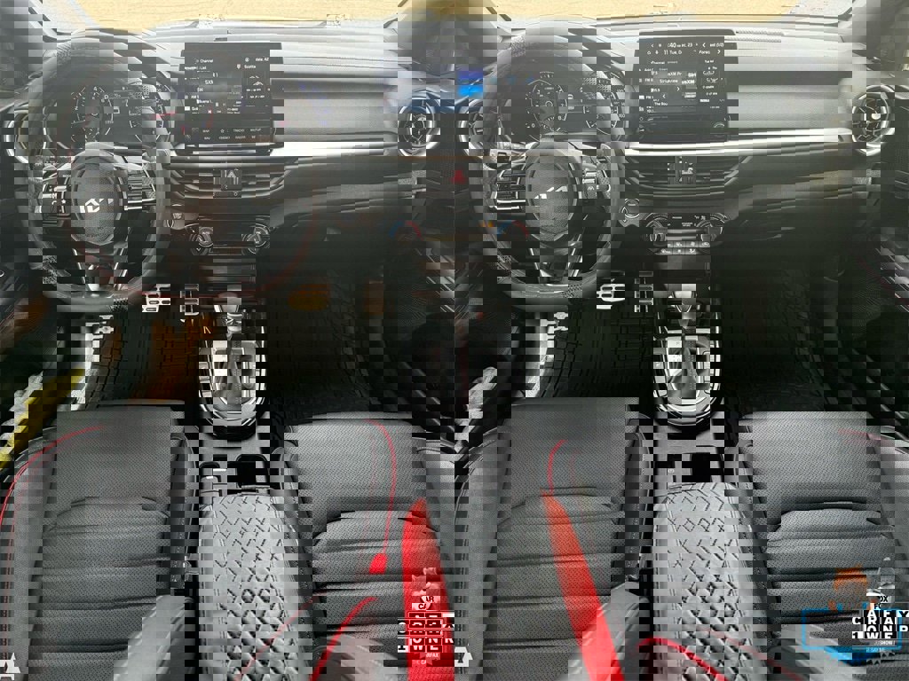 Used 2023 Kia Forte GT w/ GT2 Package image 27