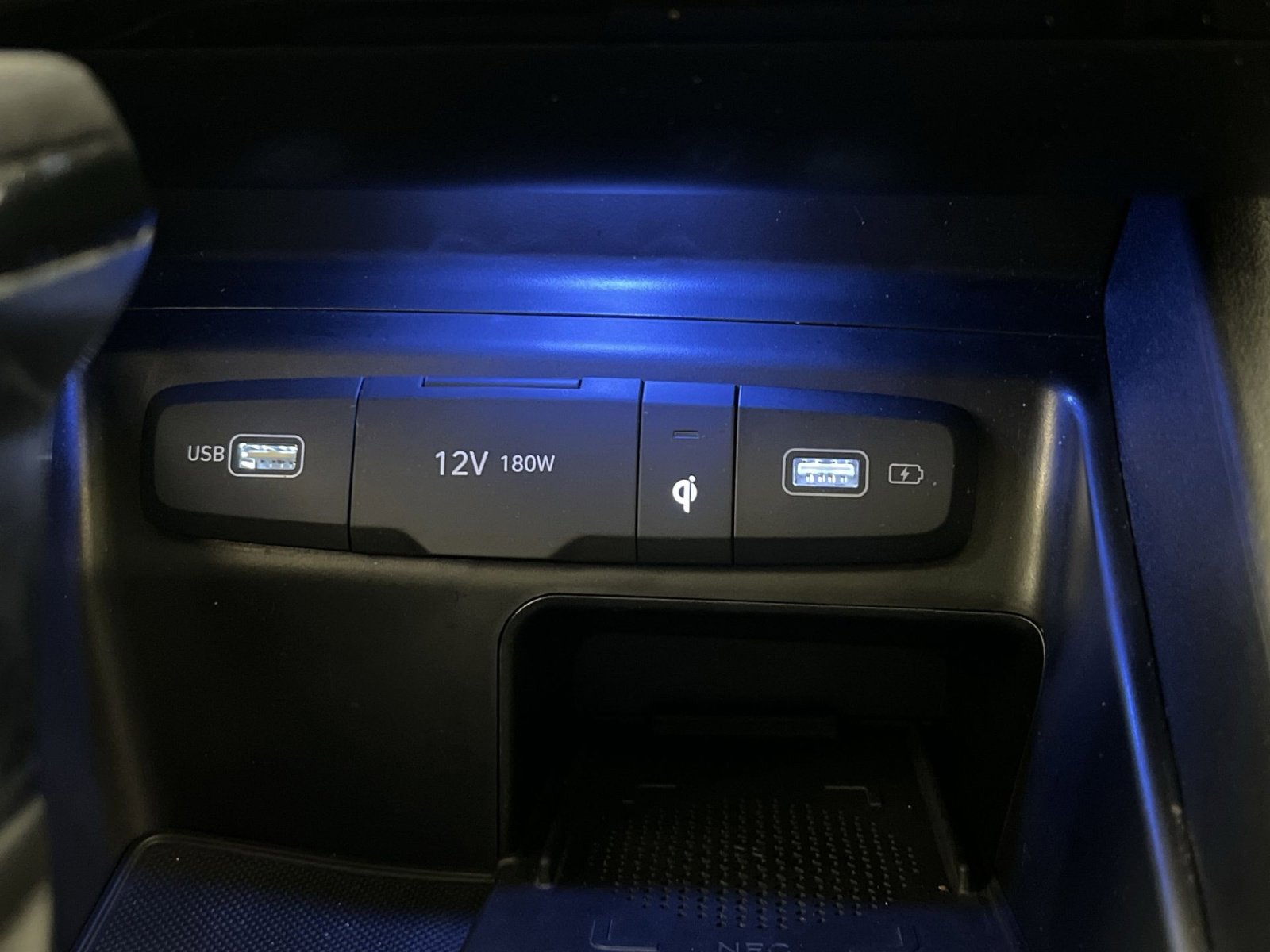 Used 2022 Hyundai Santa Cruz Limited image 34