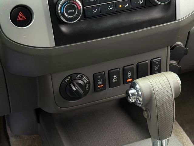 Used 2014 Nissan Frontier SV image 27