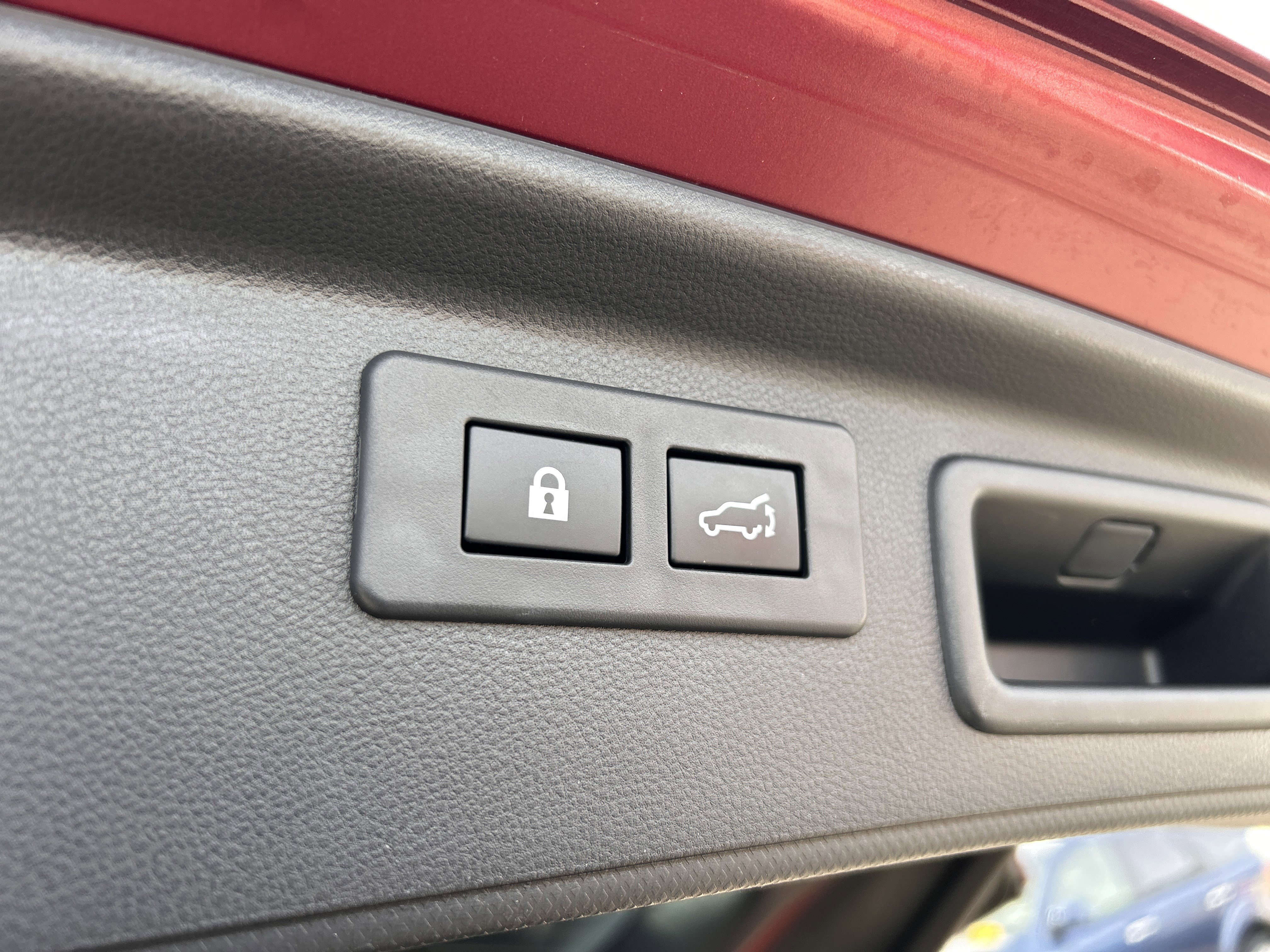 Used 2023 Subaru Forester Limited w/ Popular Package #2 image 30