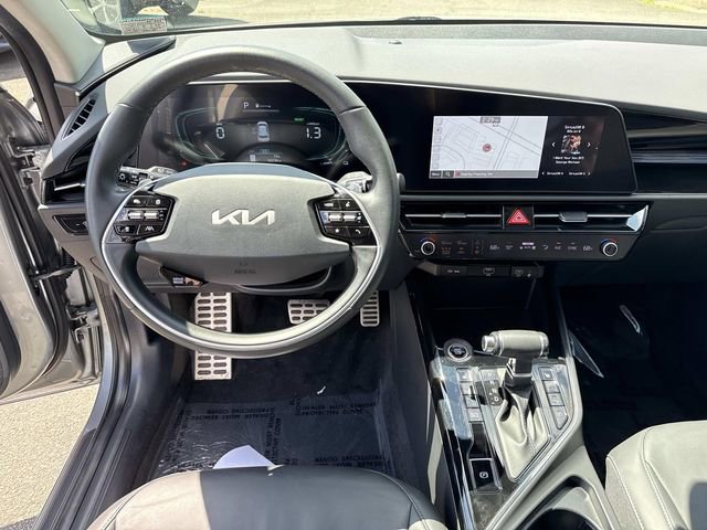 Used 2023 Kia Niro EX Touring FWD image 18