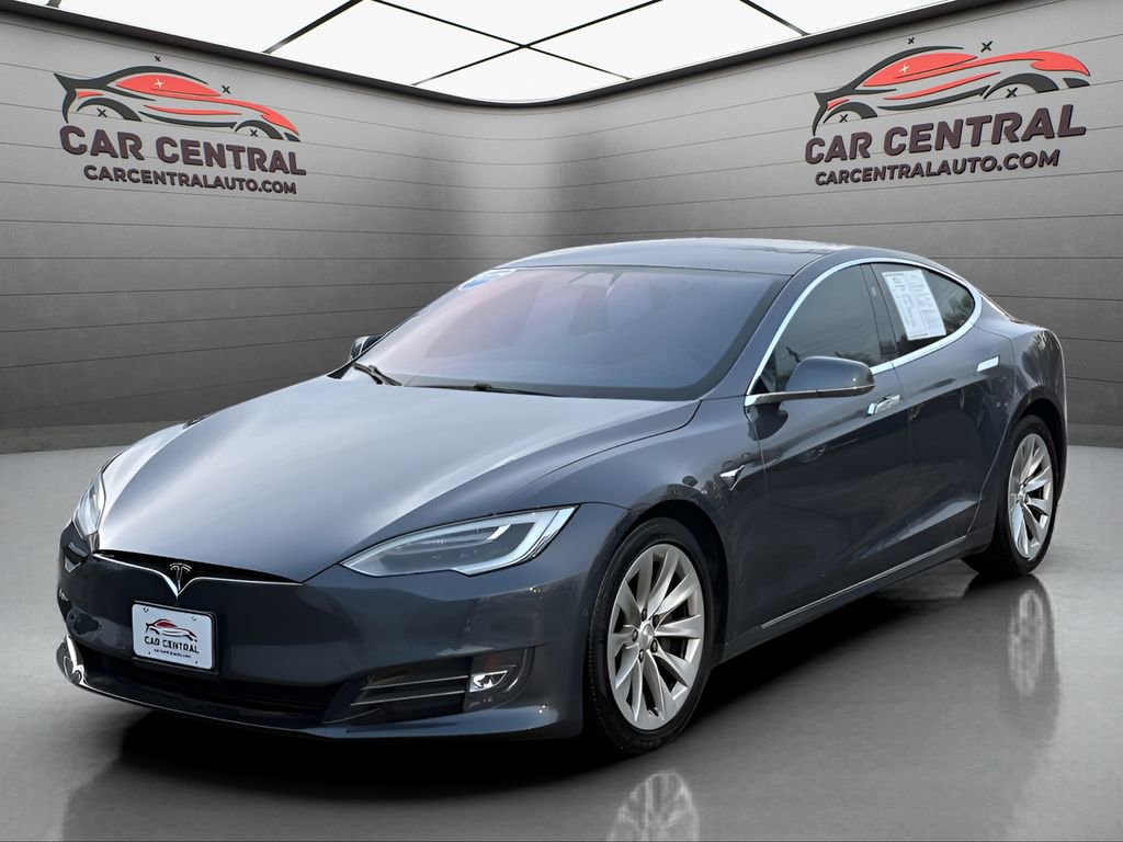 Used 2017 Tesla Model S 90D image 1