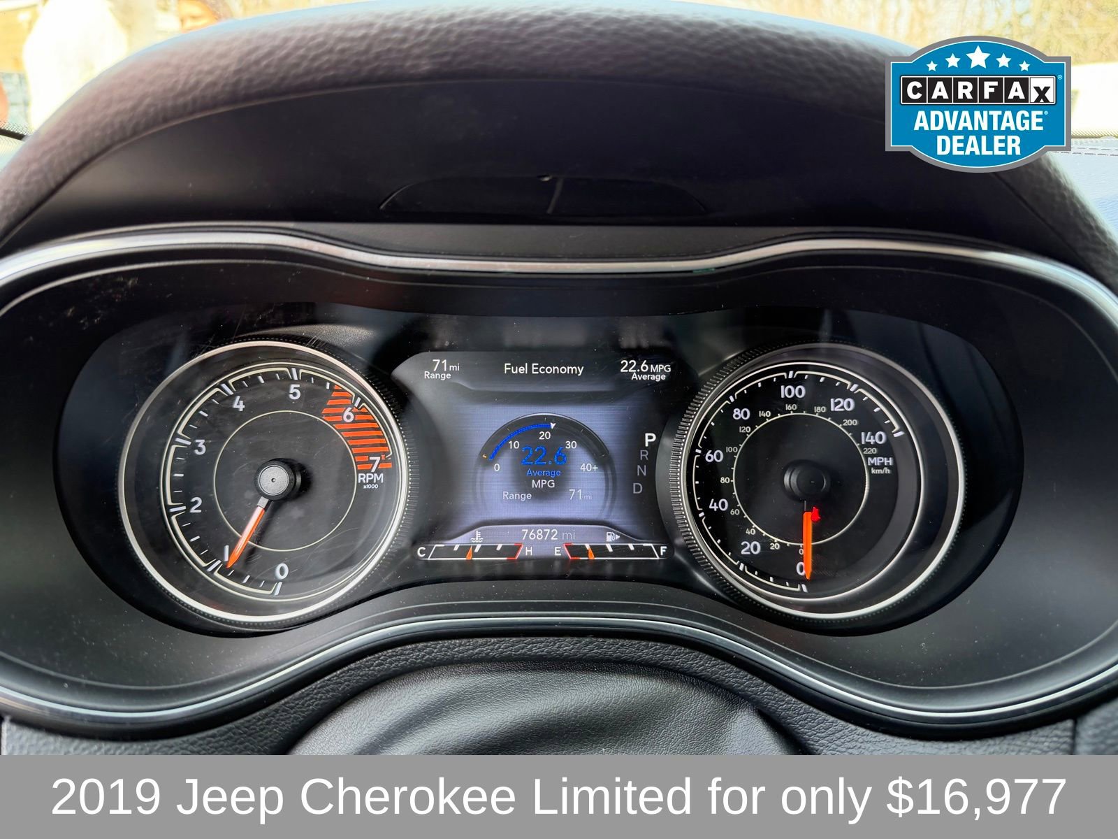 Used 2019 Jeep Cherokee Limited w/ Luxury Group image 15
