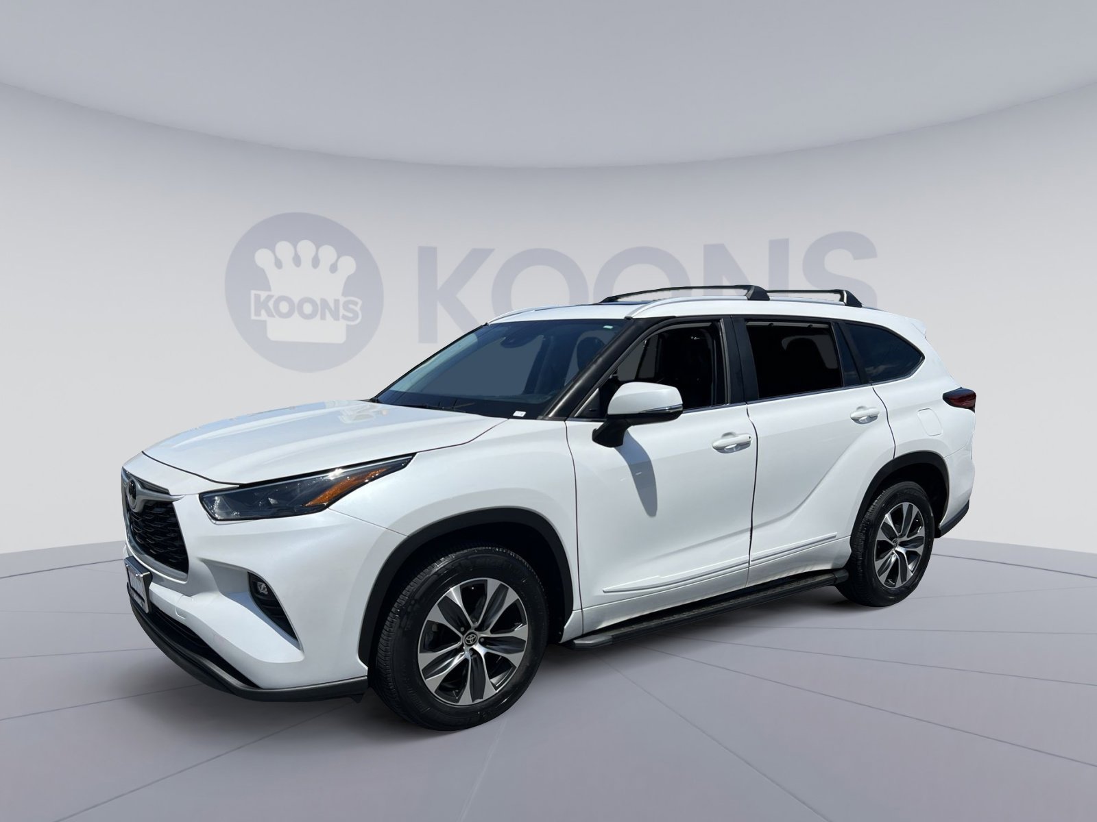 Used 2023 Toyota Highlander XLE
