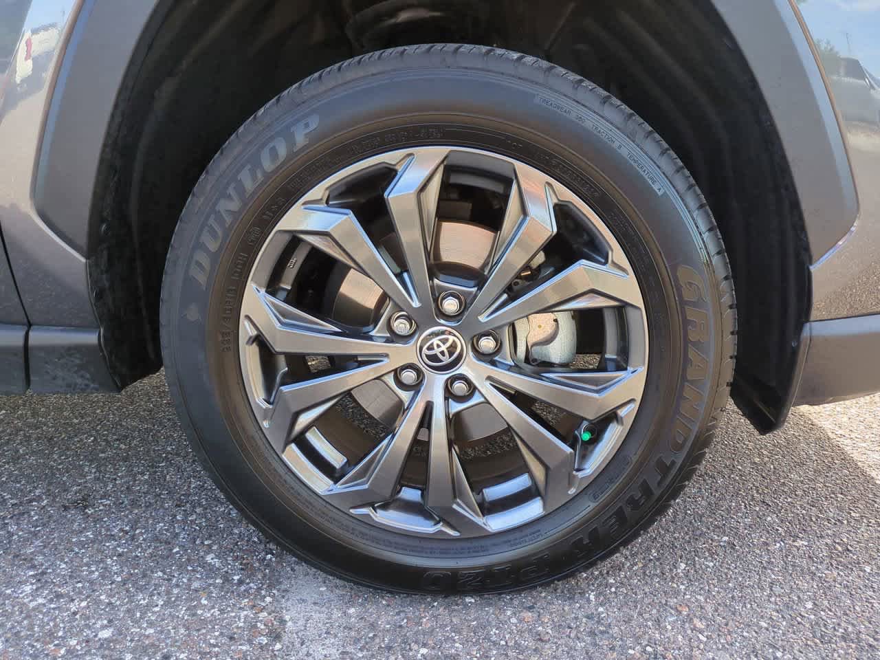 Used 2023 Toyota RAV4 Limited AWD/4WD image 11