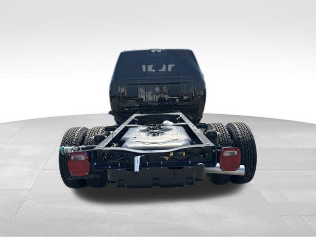 New 2026 RAM 3500 Tradesman AWD/4WD image 4