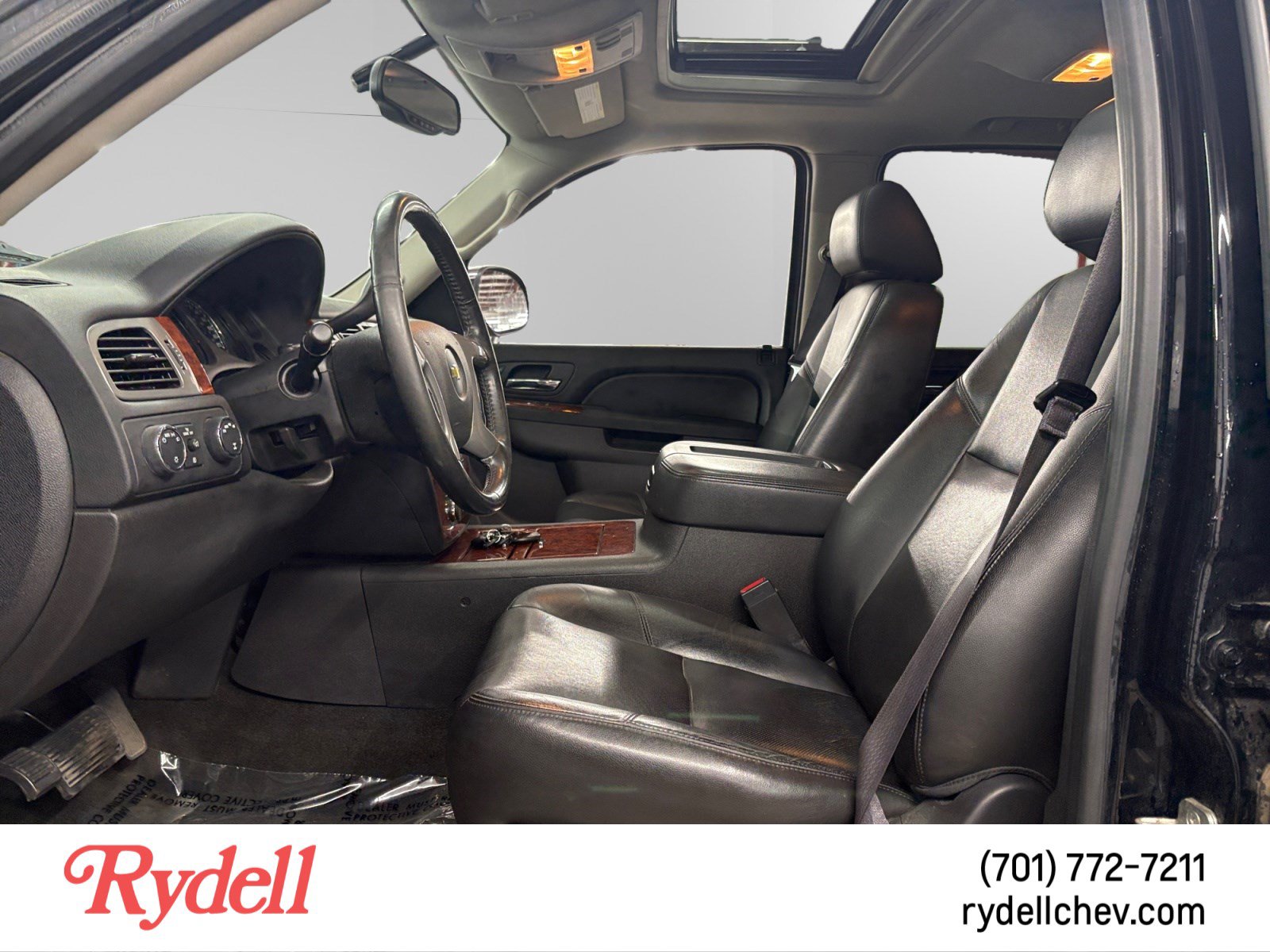 Used 2013 Chevrolet Avalanche LTZ AWD/4WD image 10