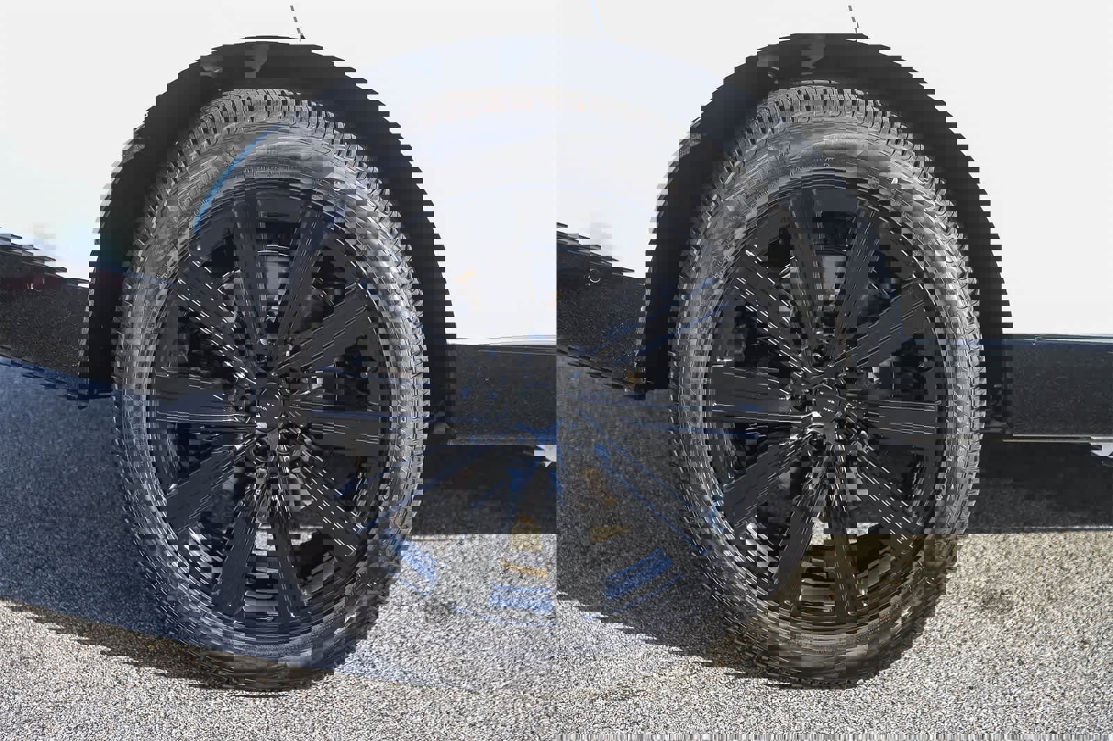 New 2026 Land Rover Range Rover SE image 11