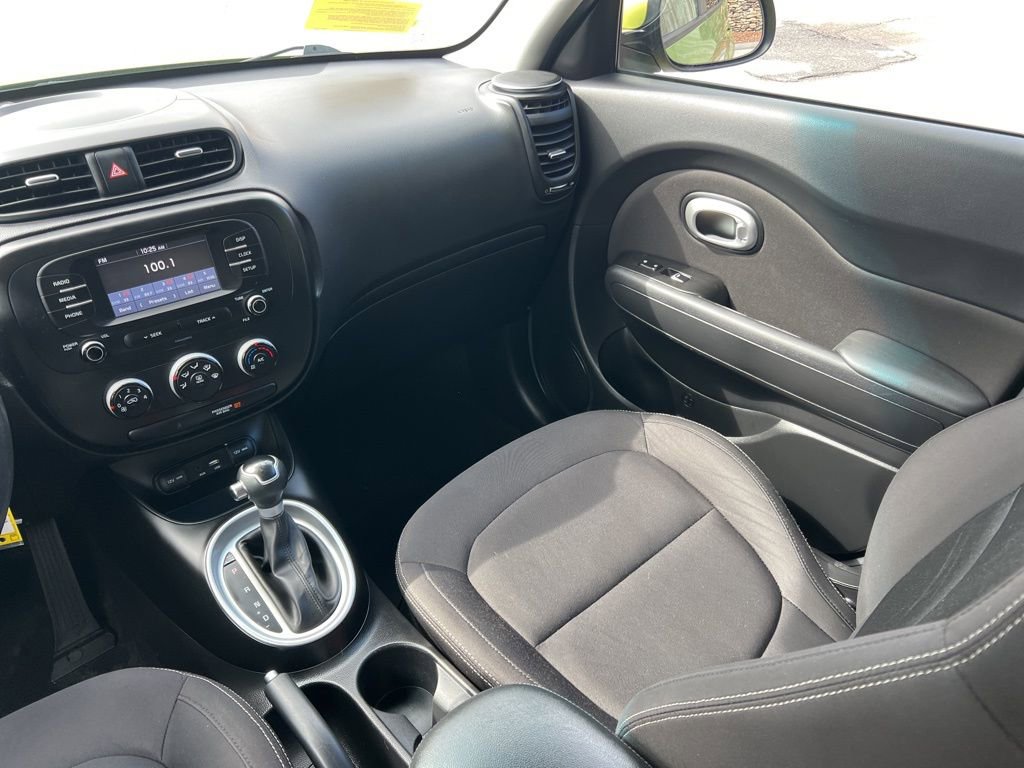 Used 2019 Kia Soul image 21