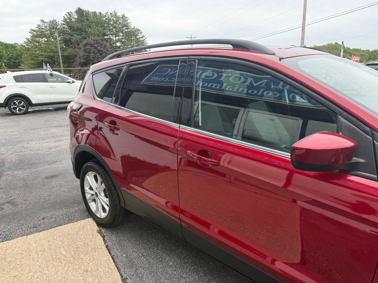 Used 2018 Ford Escape SE AWD/4WD image 6