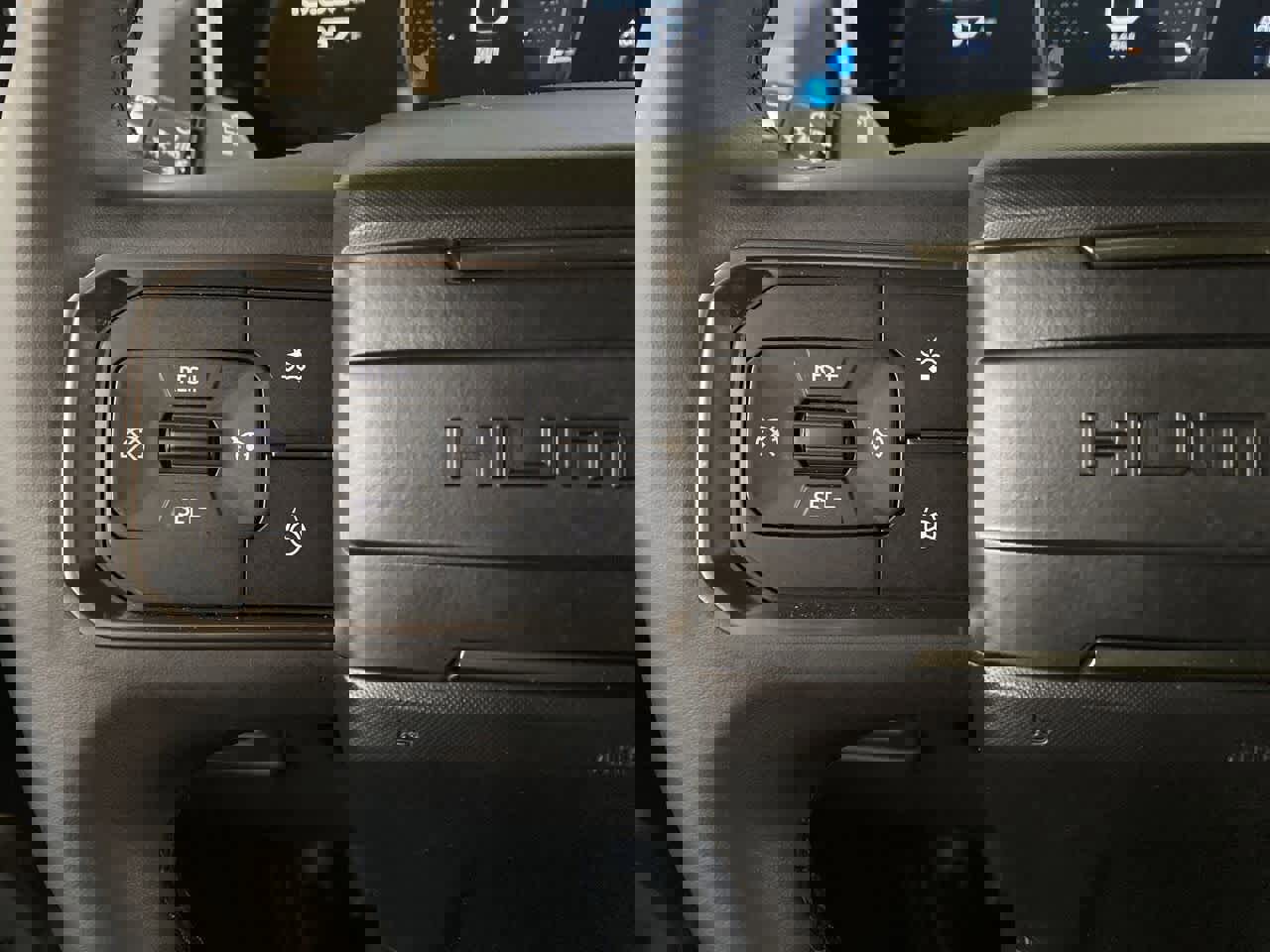 Used 2025 GMC Hummer EV 3X w/ LPO, Illumination Package image 20