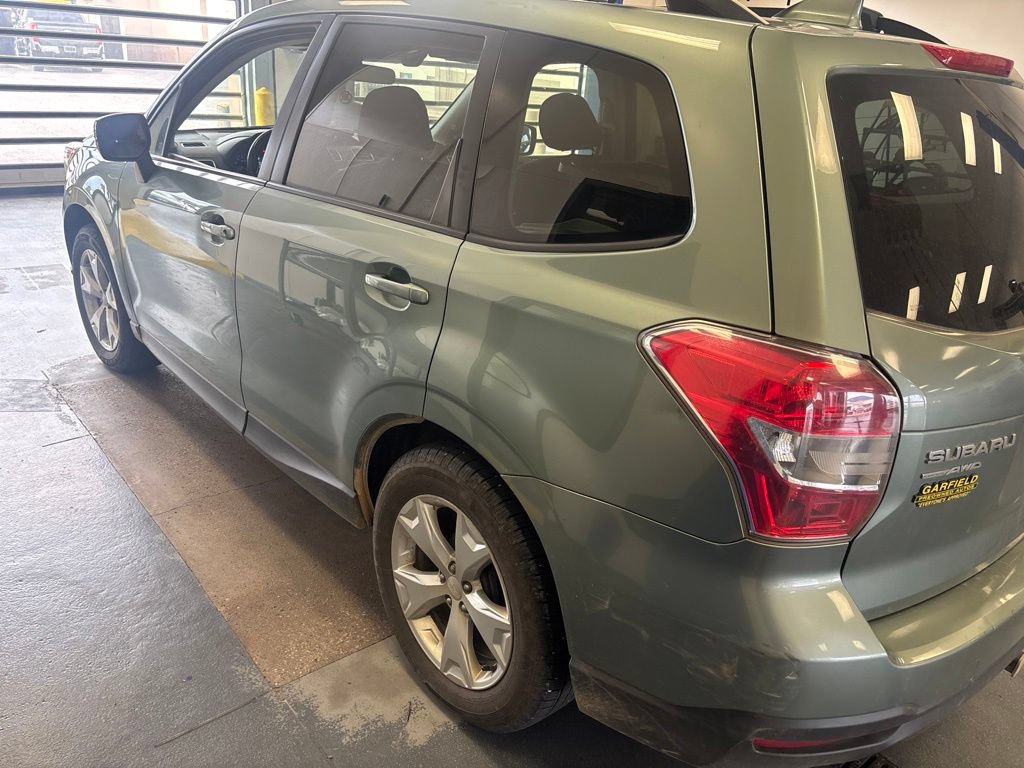 Used 2016 Subaru Forester 2.5i Premium AWD/4WD image 7