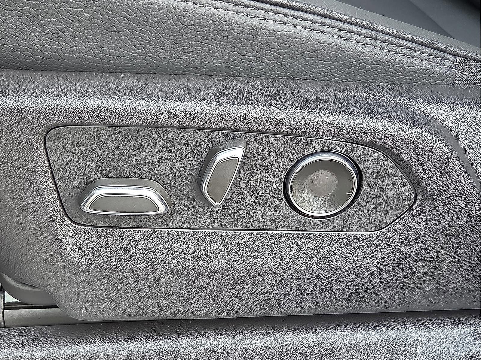 Used 2025 GMC Sierra 2500 Denali w/ Denali Reserve Package image 14