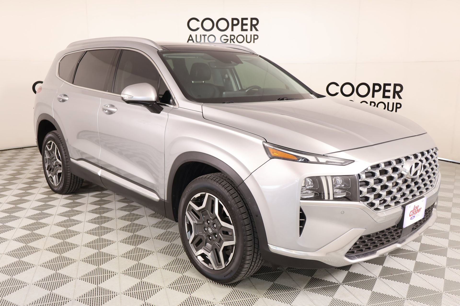 Used 2023 Hyundai Santa Fe Limited w/ Cargo Package AWD/4WD image 1
