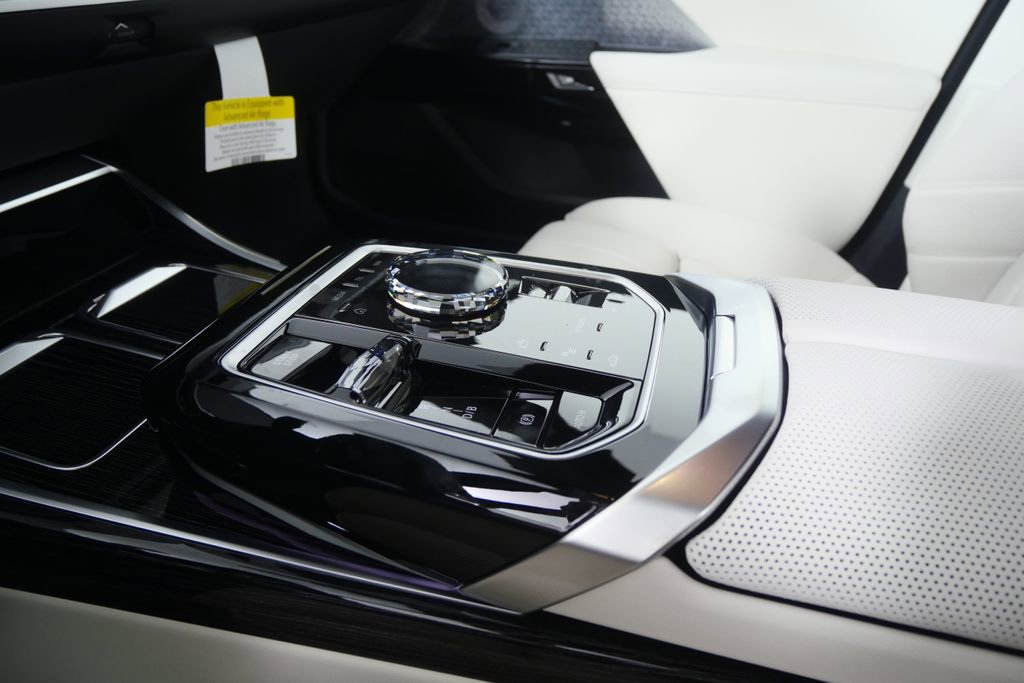 New 2026 BMW i7 xDrive60 w/ Executive Package image 22