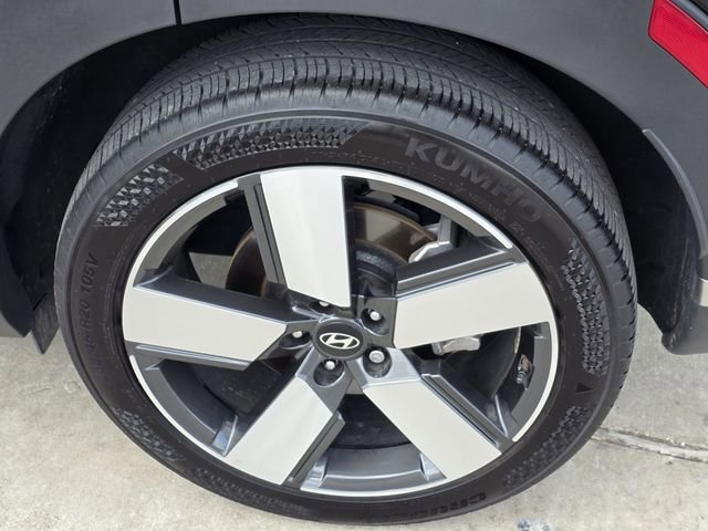 Used 2024 Hyundai Santa Fe Limited FWD image 8
