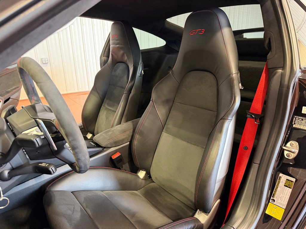 Used 2018 Porsche 911 GT3 image 21