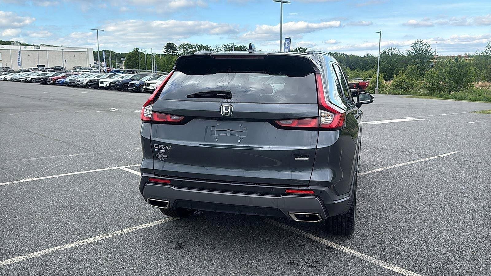 Used 2024 Honda CR-V Sport Touring image 7
