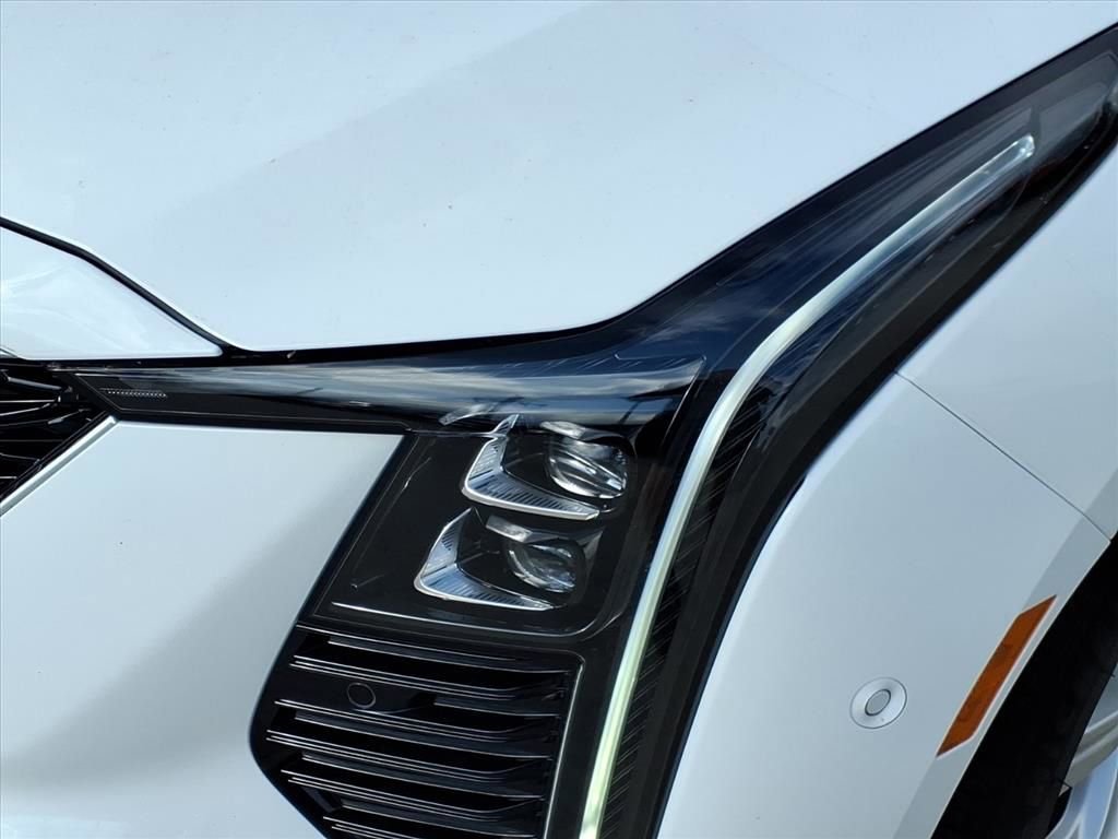 Used 2026 Cadillac CT5 Premium Luxury RWD image 11