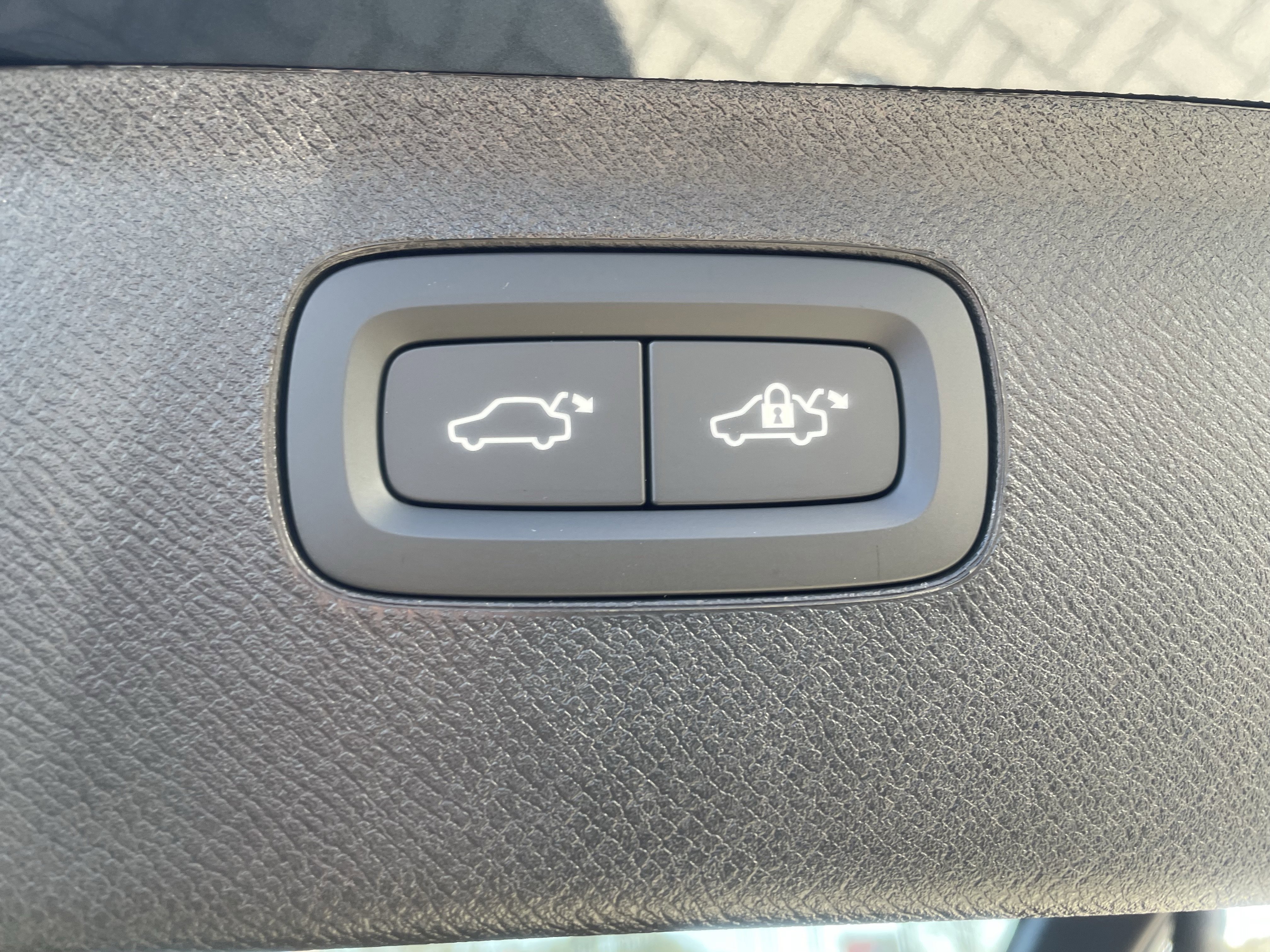 New 2026 Volvo XC90 B6 Ultra w/ Protection Package Premier image 10