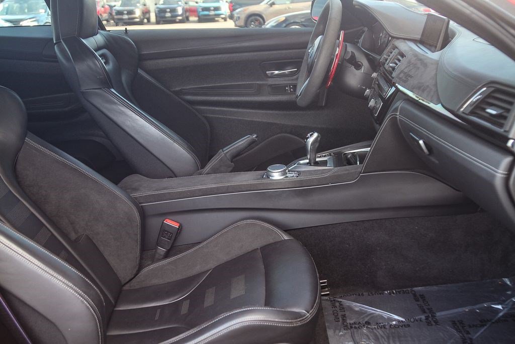 Used 2020 BMW M4 CS w/ Executive Package RWD image 16