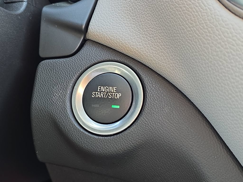 Used 2024 Chevrolet Equinox LS w/ LS Convenience Package FWD image 21