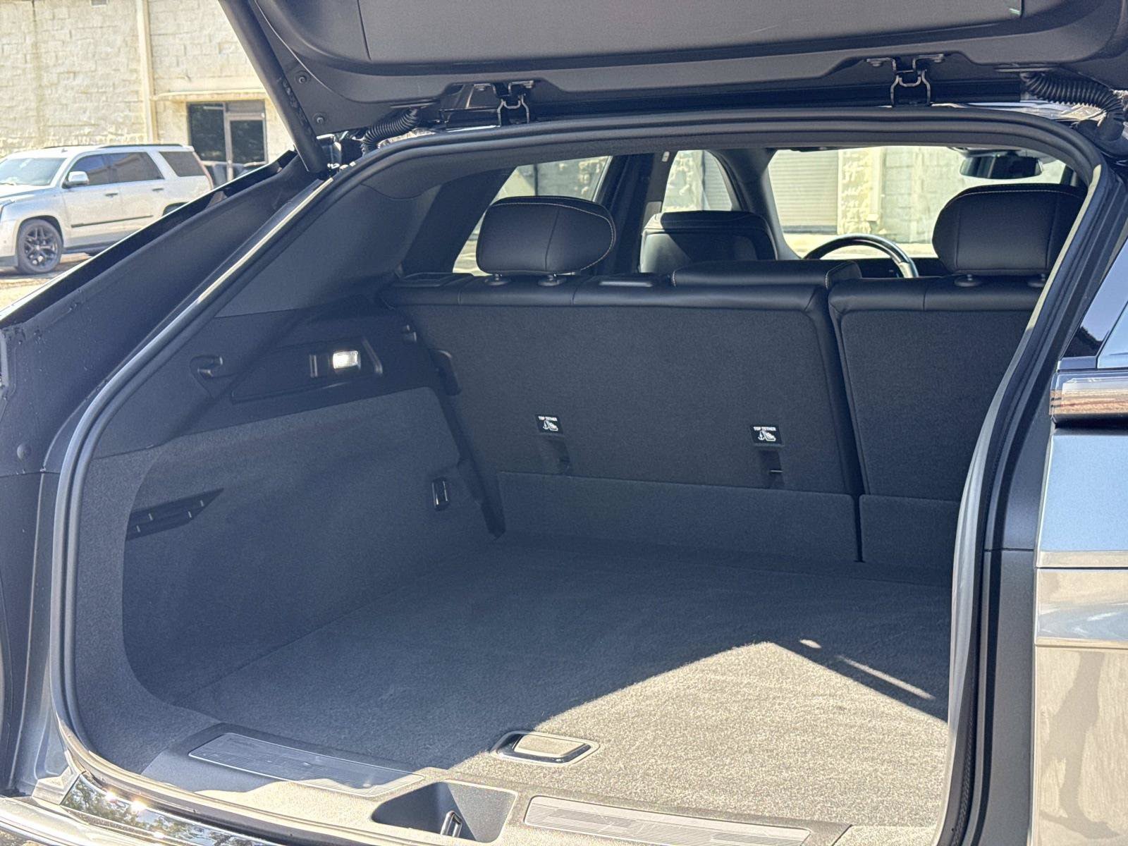 New 2026 Cadillac Lyriq Luxury RWD image 28