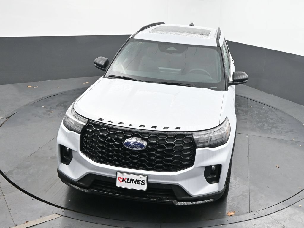 New 2026 Ford Explorer ST-Line w/ ST-Line Street Pack AWD/4WD image 37