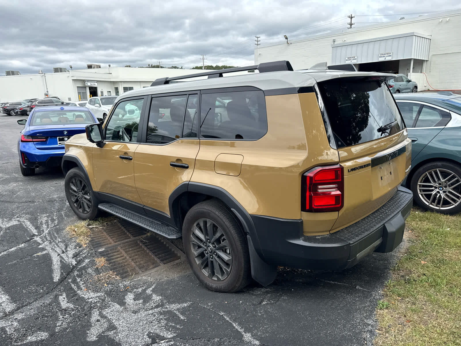 Used 2025 Toyota Land Cruiser w/ Premium Package AWD/4WD image 10
