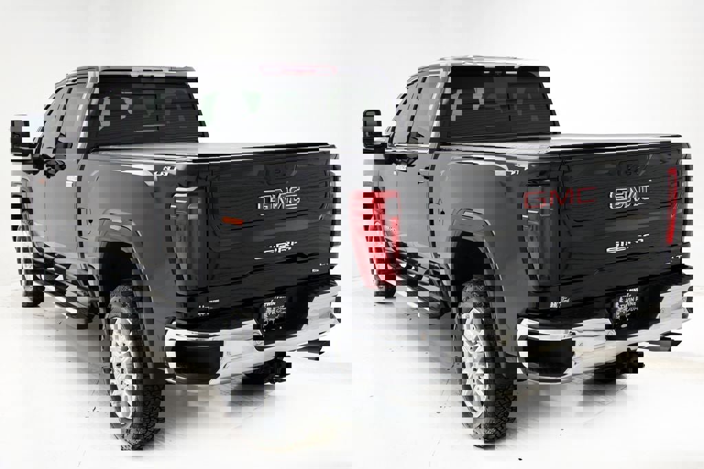 Used 2024 GMC Sierra 2500 SLT w/ SLT Premium Package image 8