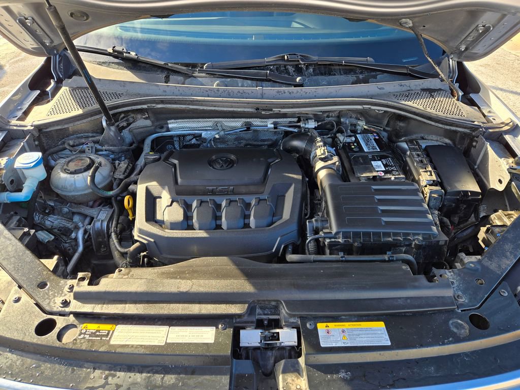 Used 2021 Volkswagen Tiguan SEL Premium R-Line image 31