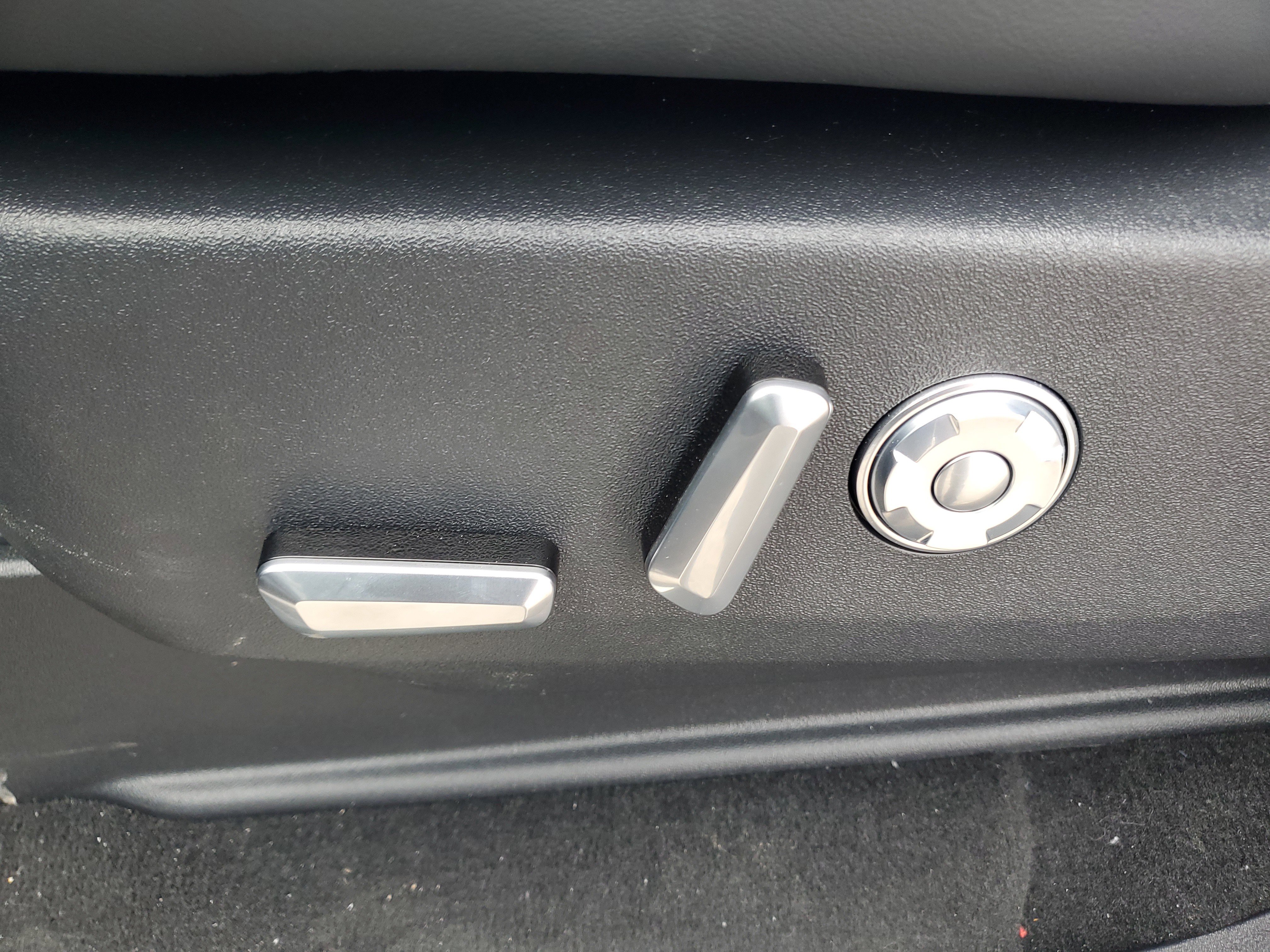 New 2026 Lincoln Navigator Reserve image 13