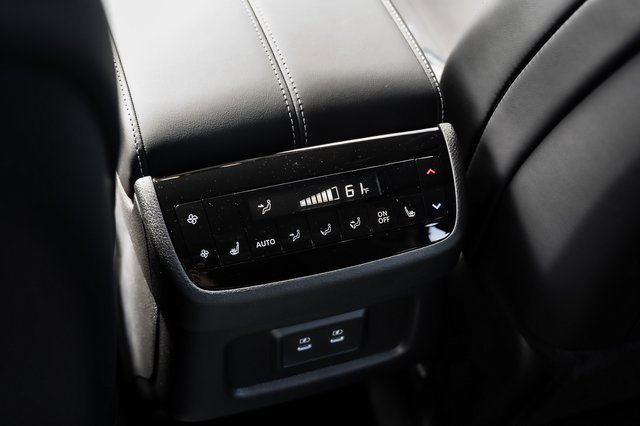 New 2026 INFINITI QX60 Luxe w/ Cargo Package image 16