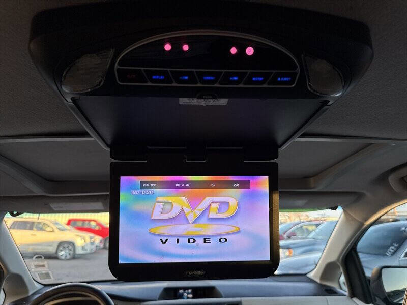 Used 2011 Toyota Sienna SE w/ Preferred Pkg image 23