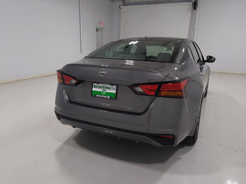 Used 2024 Nissan Altima 2.5 SV AWD/4WD image 7