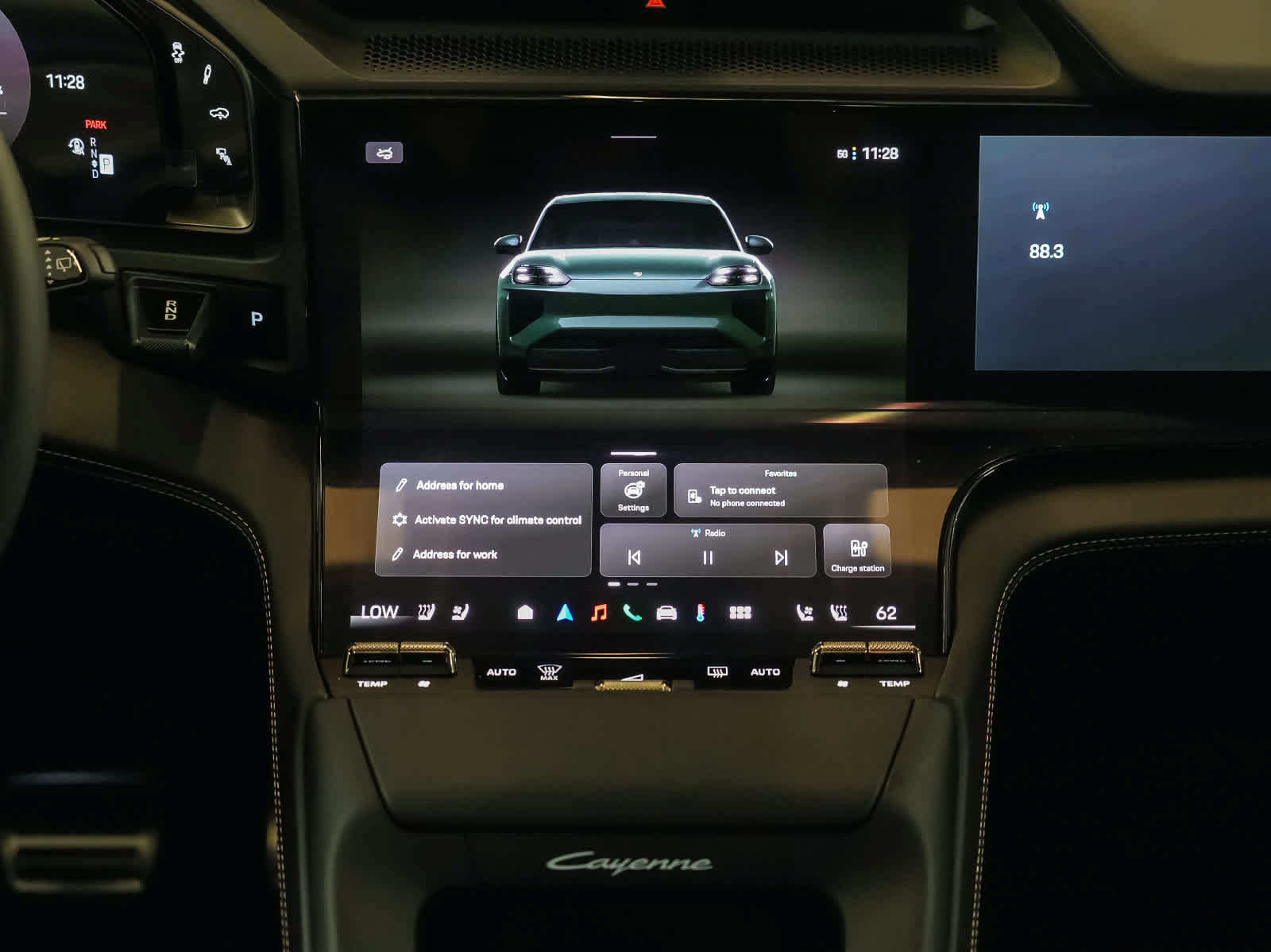 New 2026 Porsche Cayenne Turbo Electric AWD/4WD image 17