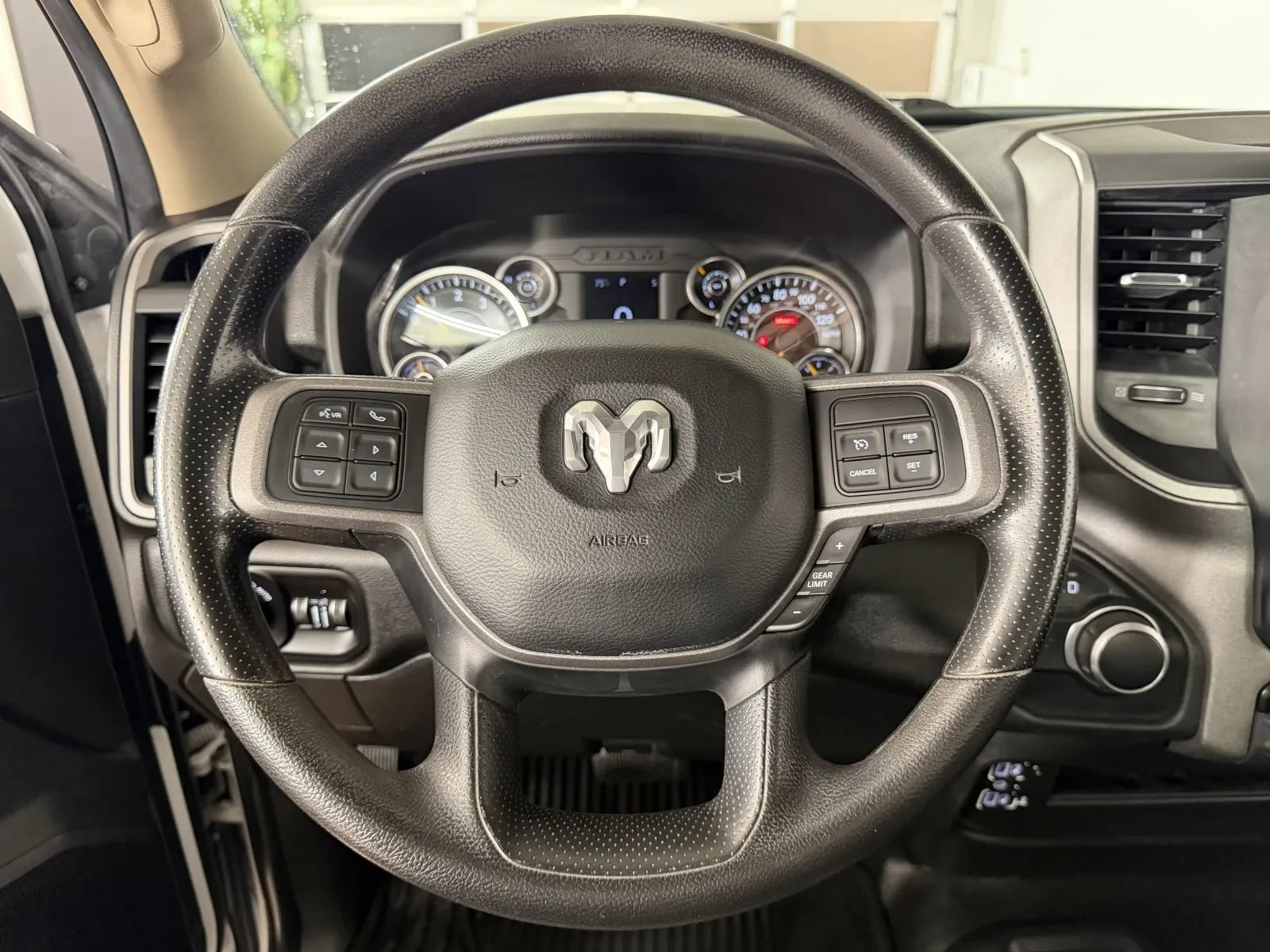 Used 2019 RAM 2500 Tradesman AWD/4WD image 18