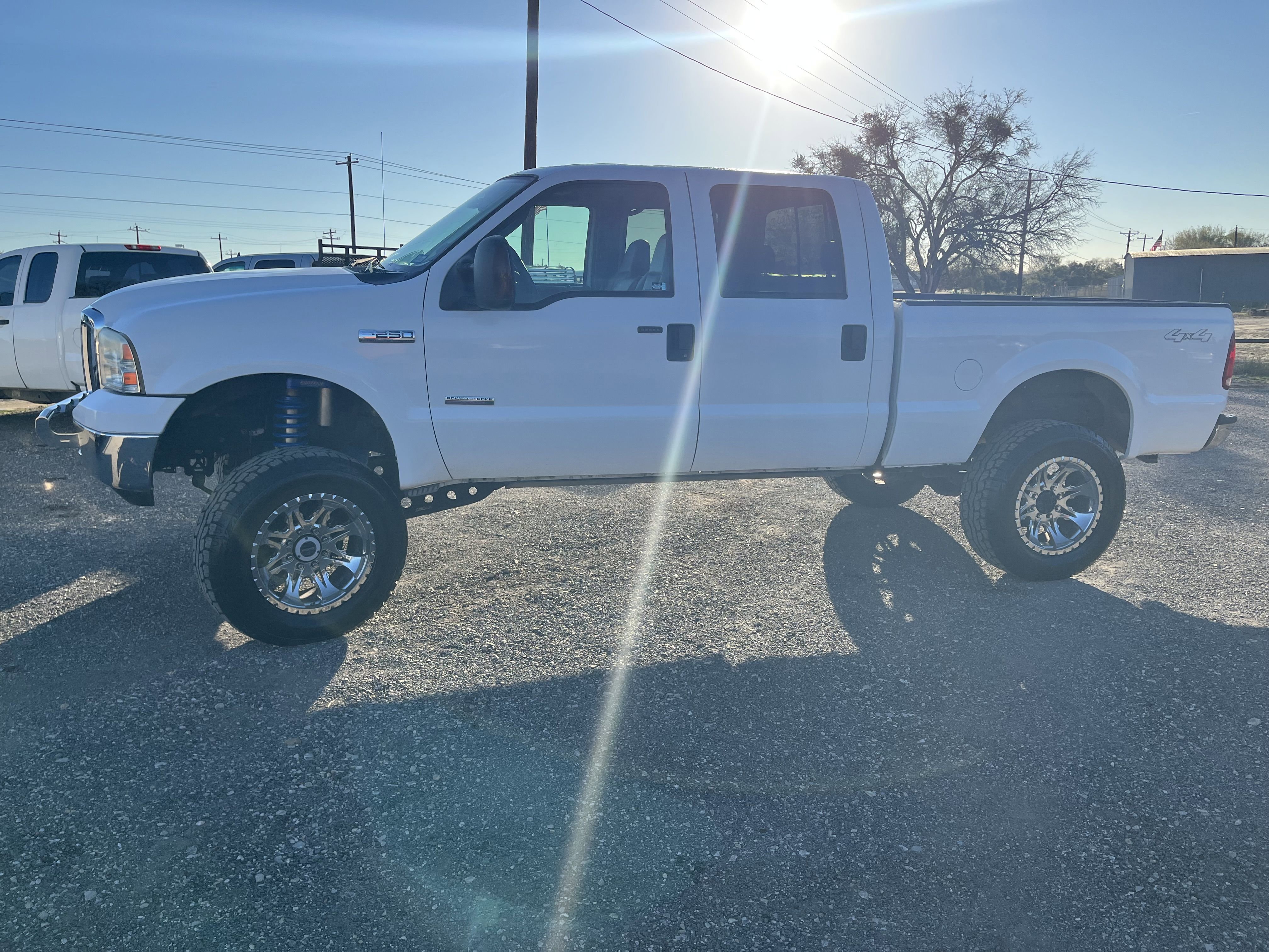 Used 2007 Ford F250 Lariat image 10