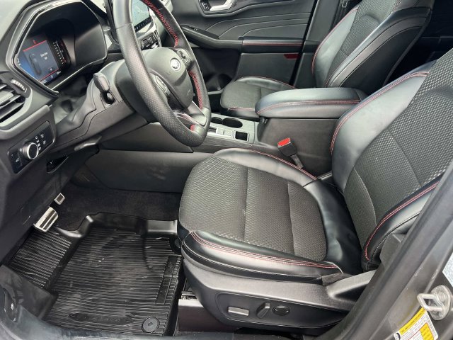 Certified 2024 Ford Escape ST-Line w/ Tech Pack #1 AWD/4WD image 19
