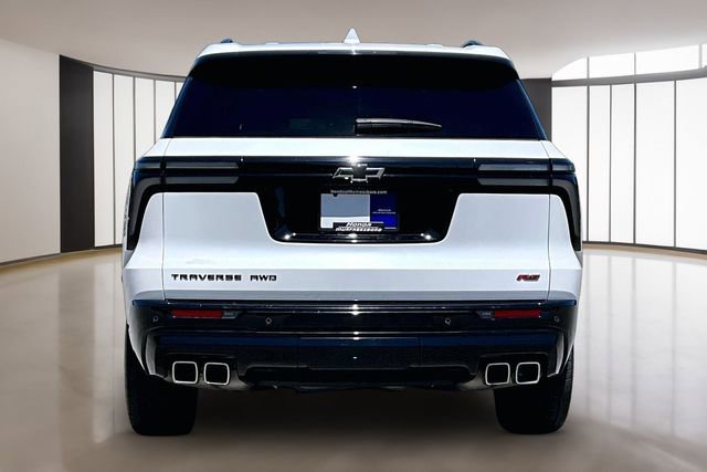 Used 2024 Chevrolet Traverse RS w/ LPO, Floor Liner Package AWD/4WD image 5