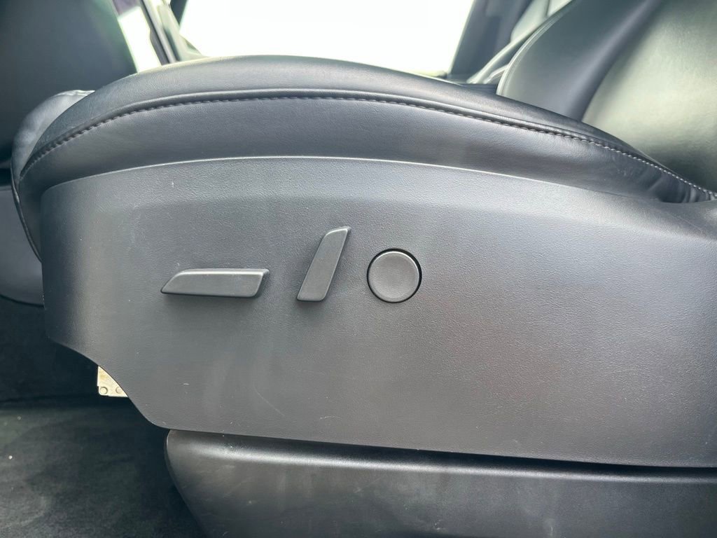 Used 2020 Tesla Model X Long Range image 24
