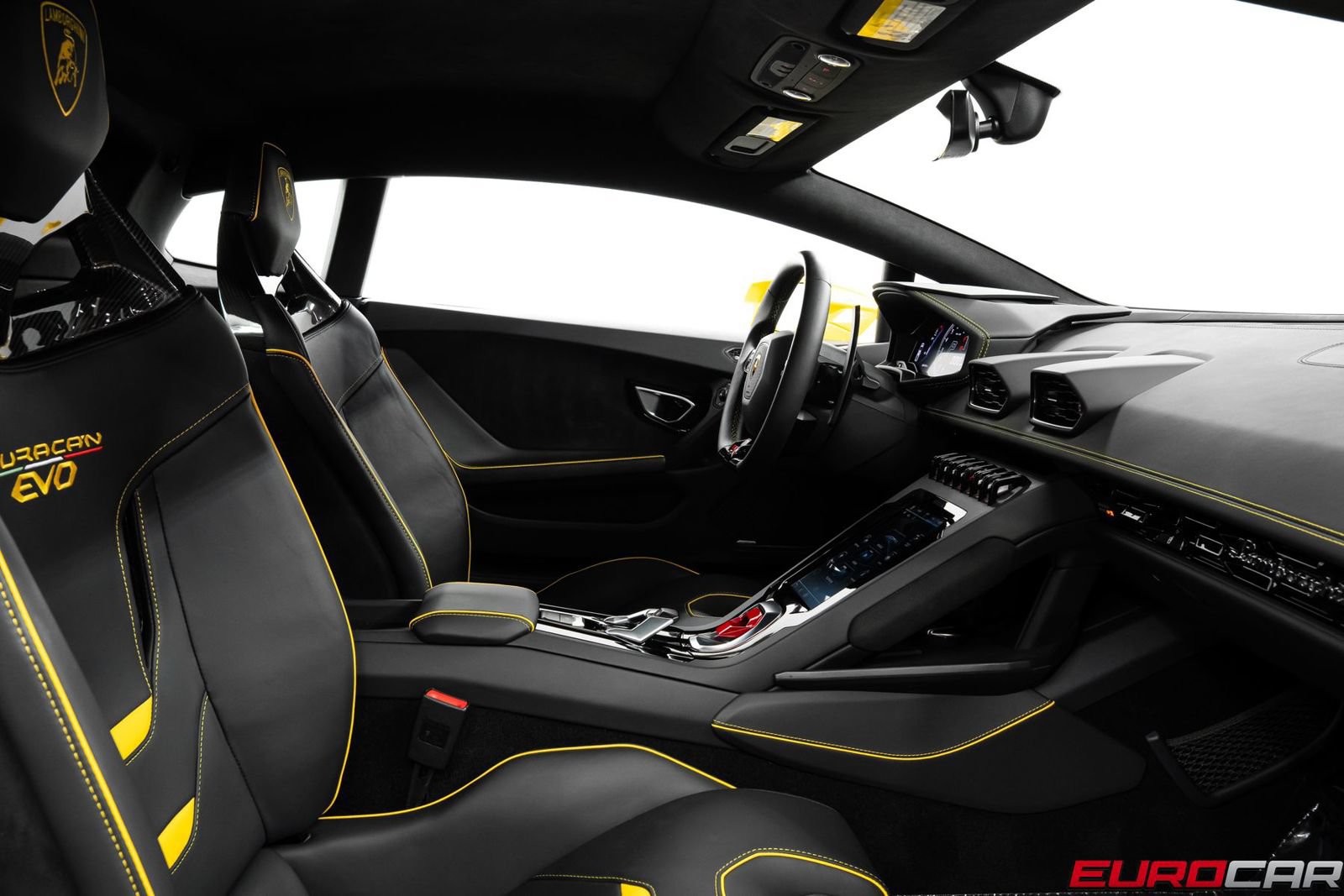 Used 2021 Lamborghini Huracan EVO RWD image 38