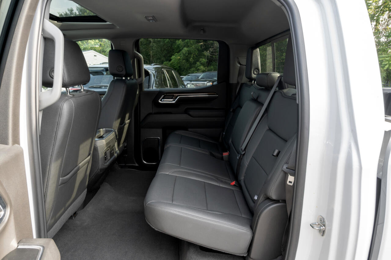 Used 2024 Chevrolet Silverado 1500 RST image 20