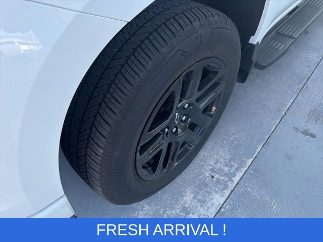 Used 2023 Chevrolet Silverado 1500 Custom w/ LPO, Dark Essentials Package image 8