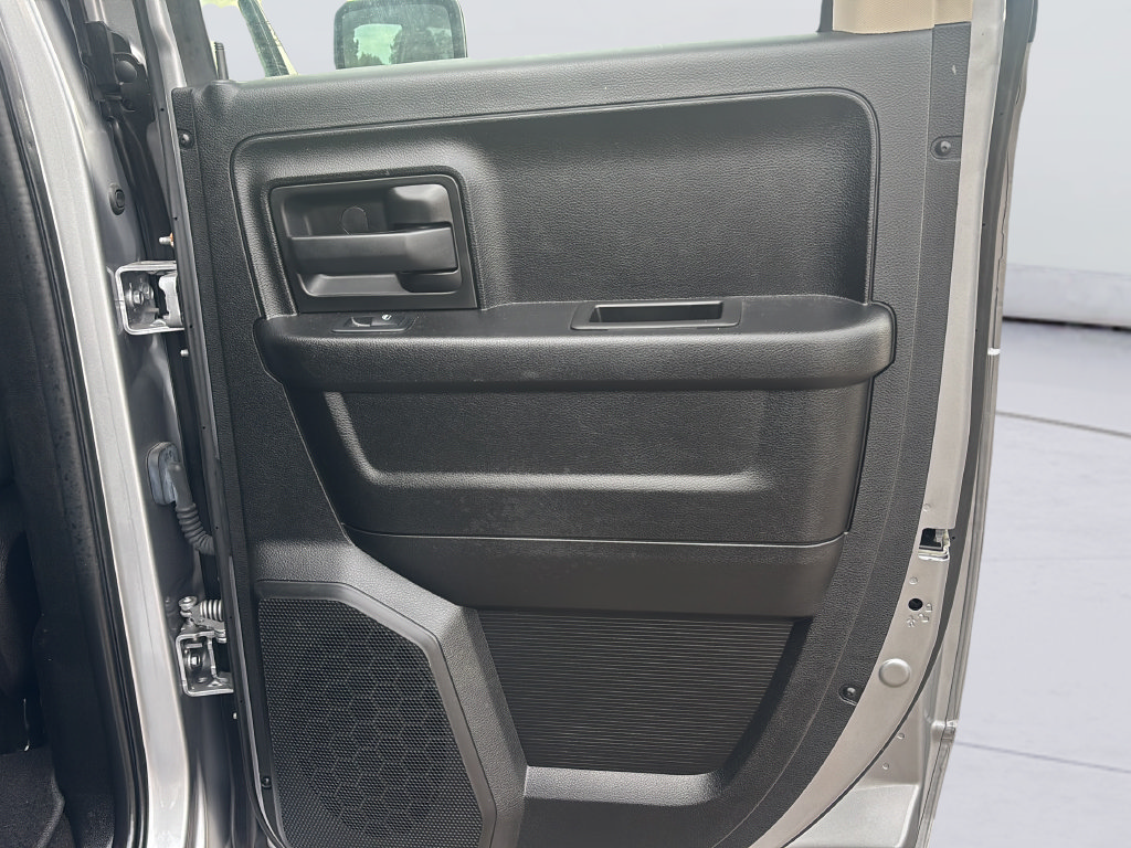 Used 2021 RAM 1500 Tradesman w/ Chrome Plus Package RWD image 12