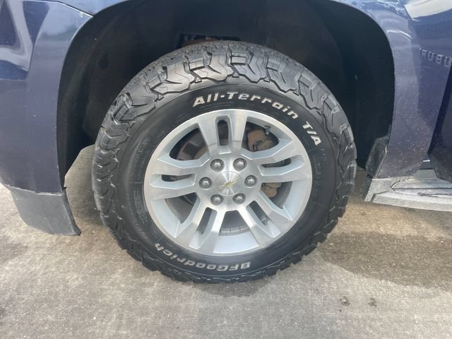 Used 2020 Chevrolet Suburban LT AWD/4WD image 29